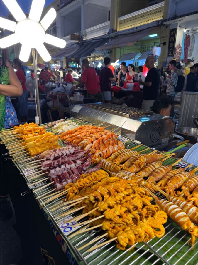 Street food Thai budget aesthetic